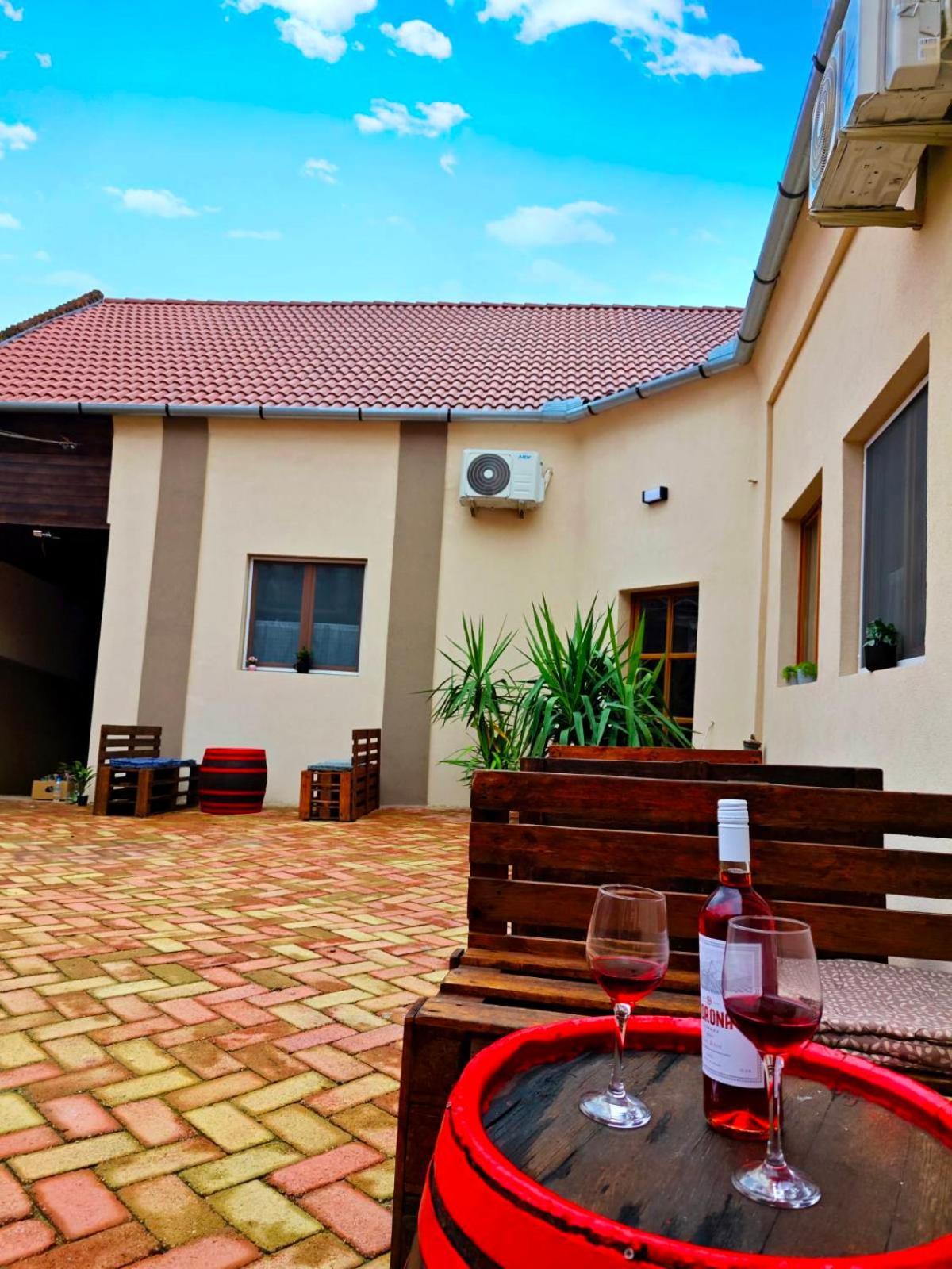 Dama Apartments Eger Kültér fotó