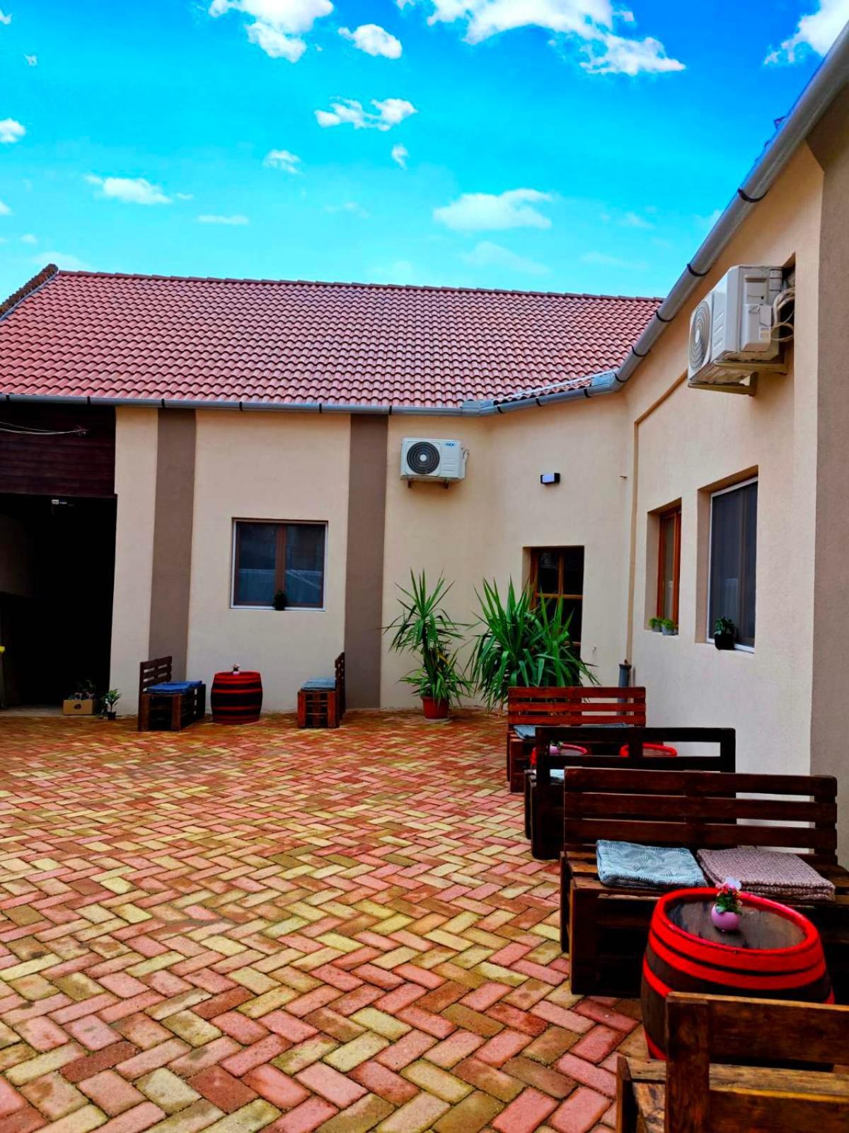 Dama Apartments Eger Kültér fotó