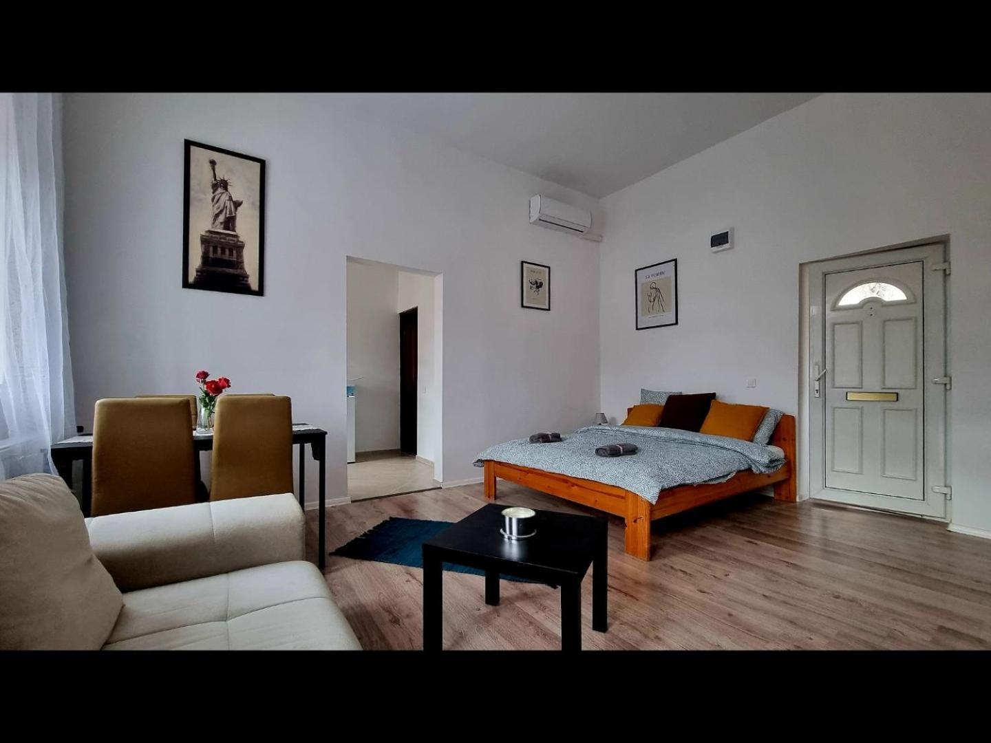 Dama Apartments Eger Kültér fotó